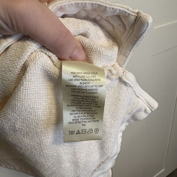 By Anthropologie Crochet Appliqué Pullover Sweatshirt Size XL Cream - Picture 5 of 8